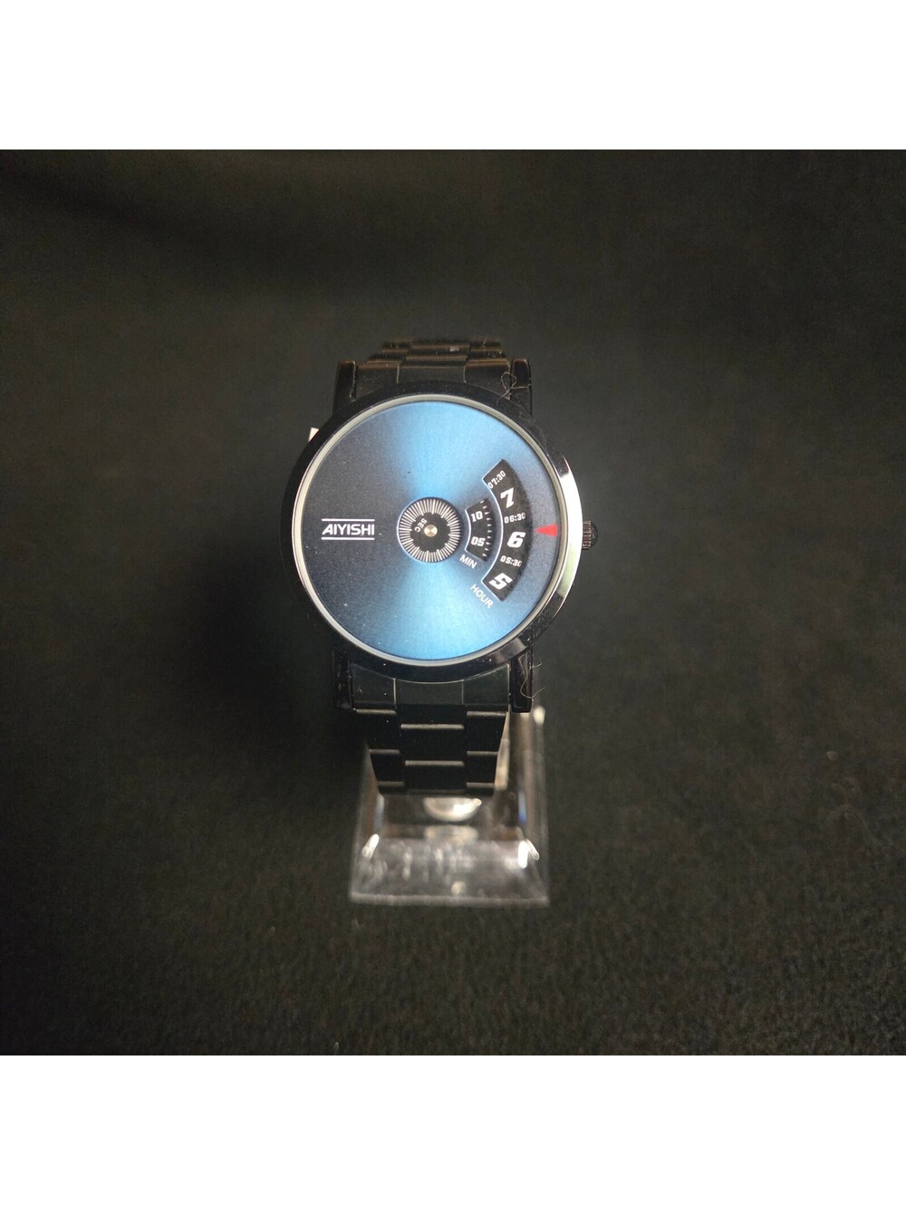 AIYISHI Modern Minimalist Men's Watch – Black Stainless Bracelet, Never Worn